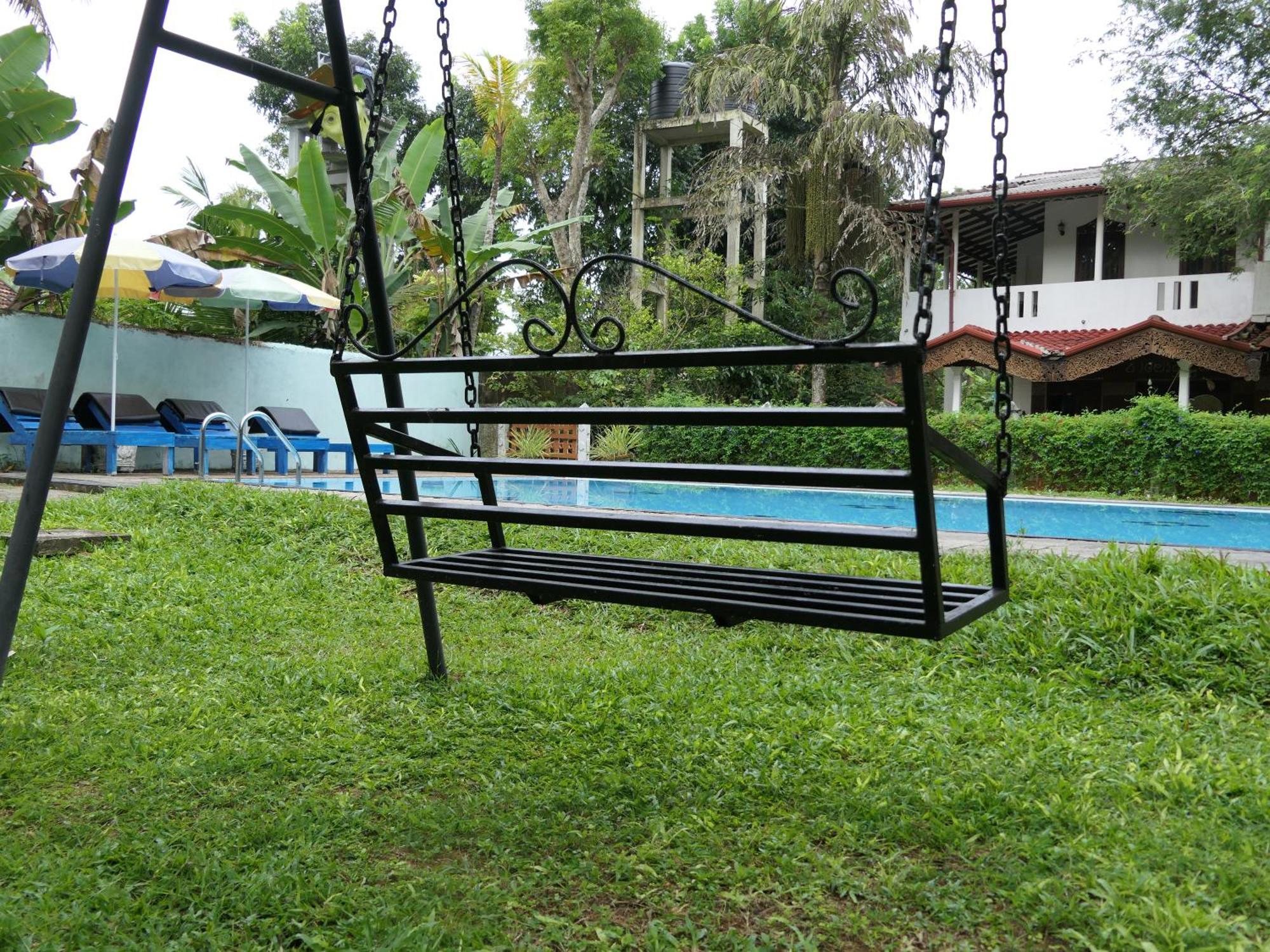 Subodinee Bungalow Велигама Экстерьер фото